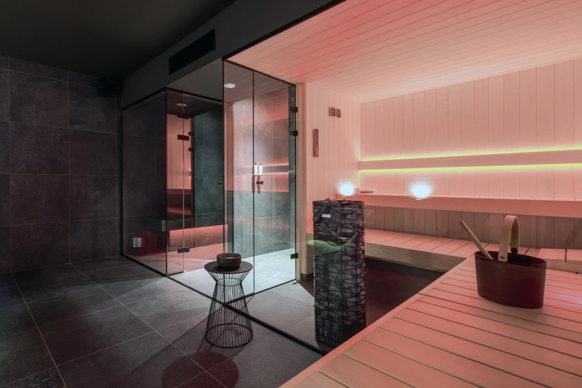 One Two Four - Hotel & Spa Gent Exterior foto